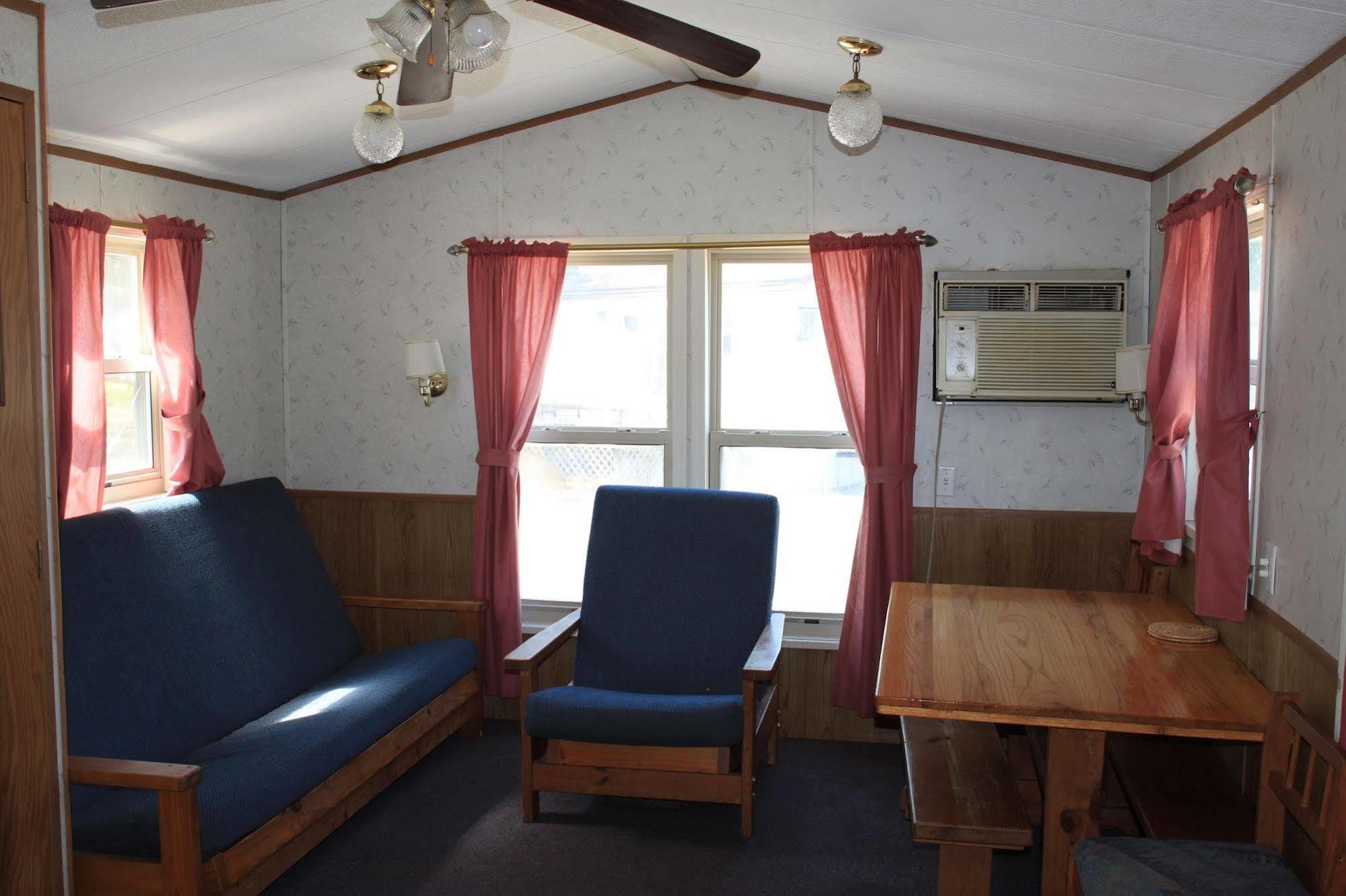 Circle M Rv & Camping Resort - Caravan Park Millersville Exterior foto