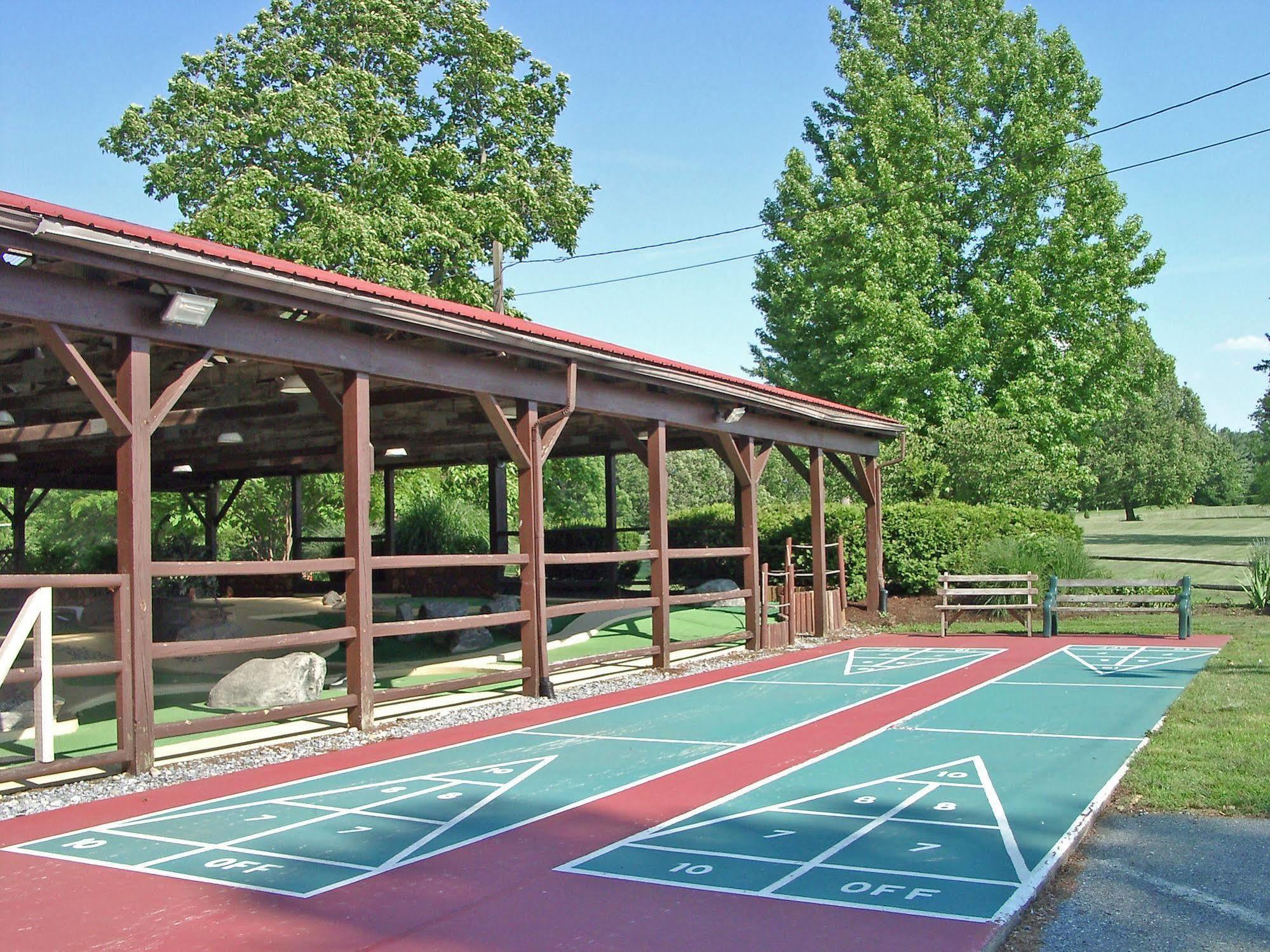 Circle M Rv & Camping Resort - Caravan Park Millersville Exterior foto