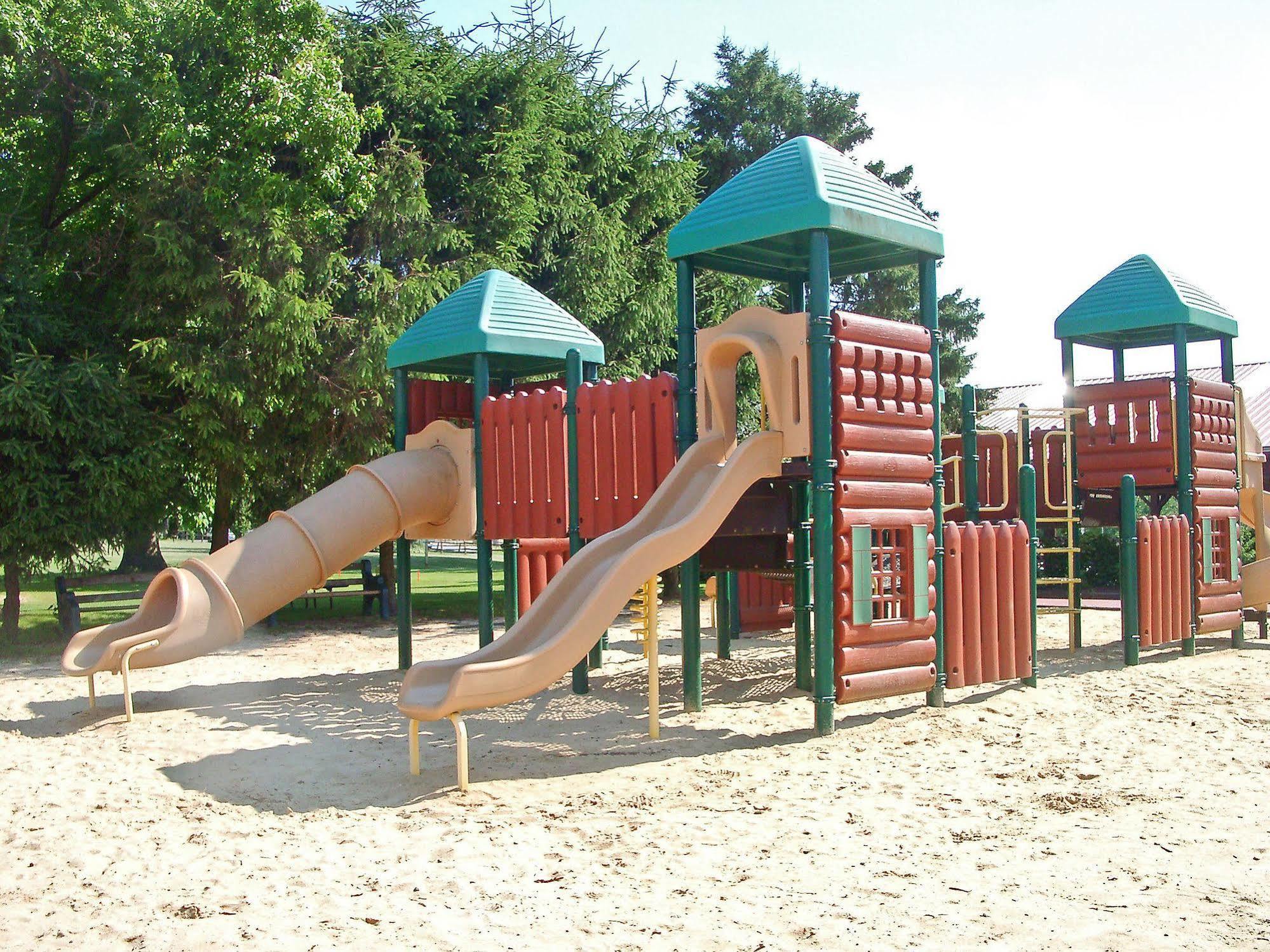 Circle M Rv & Camping Resort - Caravan Park Millersville Exterior foto
