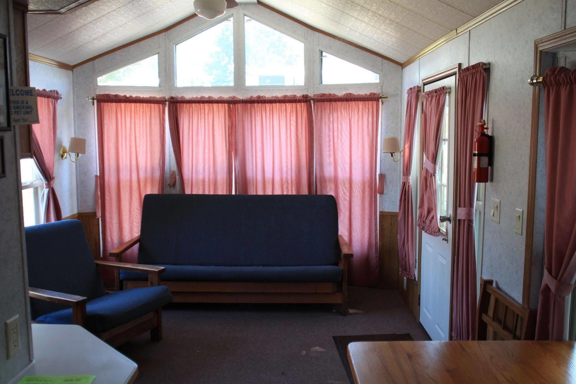 Circle M Rv & Camping Resort - Caravan Park Millersville Exterior foto